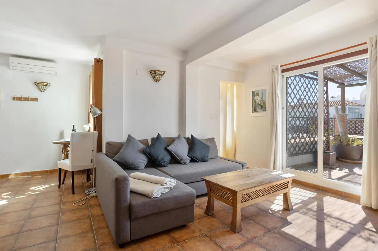 Penthouse In The Heart Of Nerja Apartment 0*,