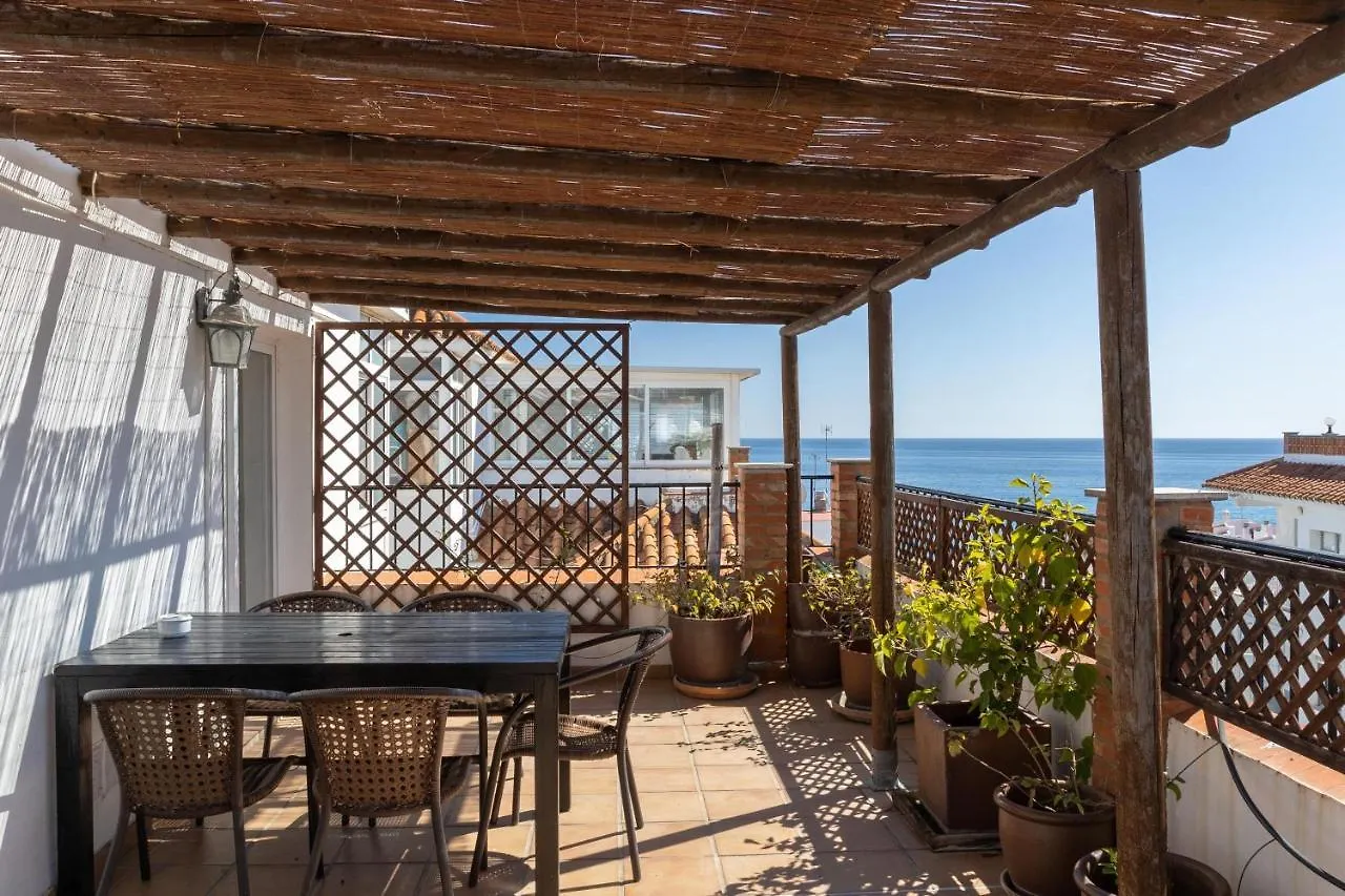 Penthouse In The Heart Of Nerja Apartment