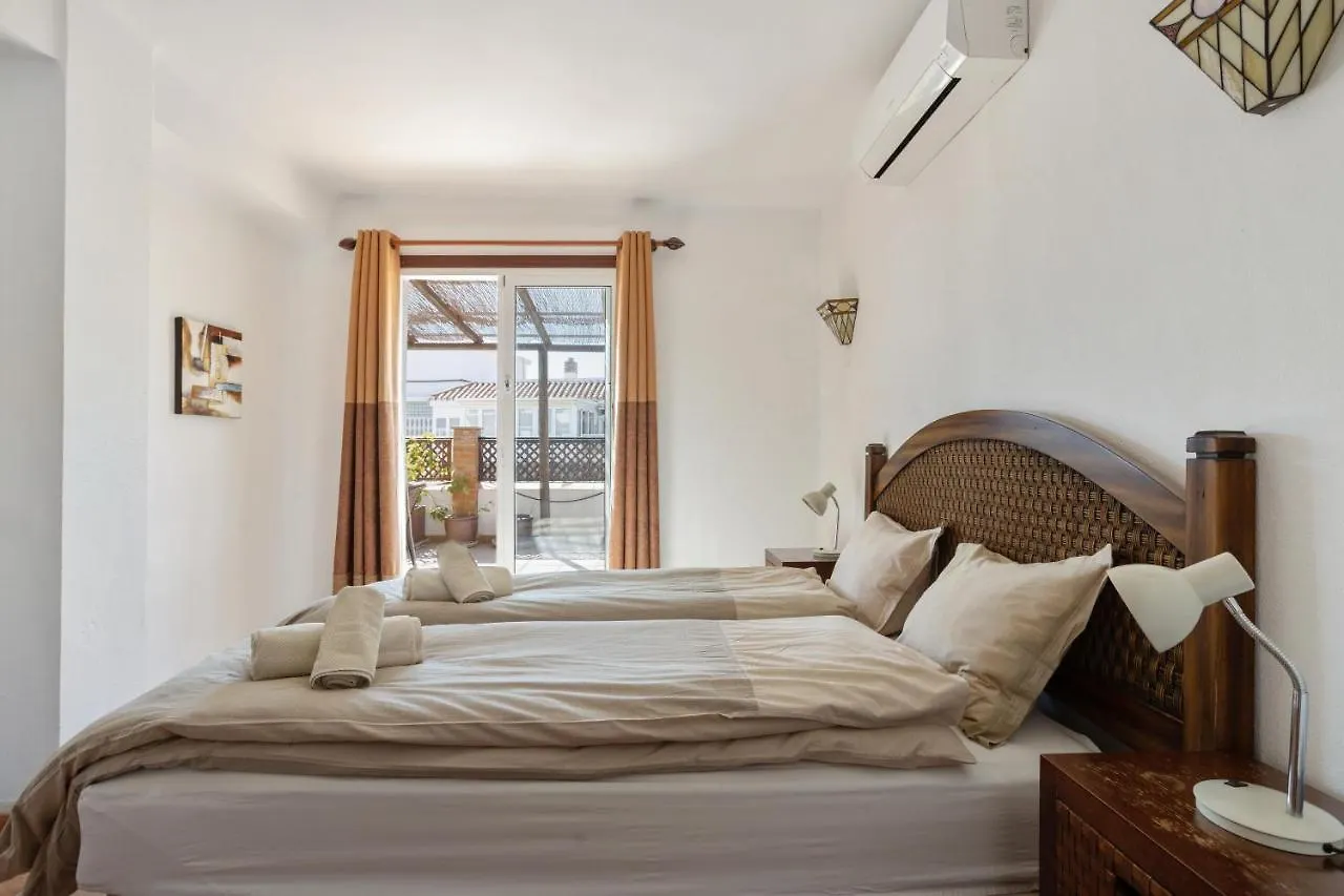 Penthouse In The Heart Of Nerja Apartment 0*,